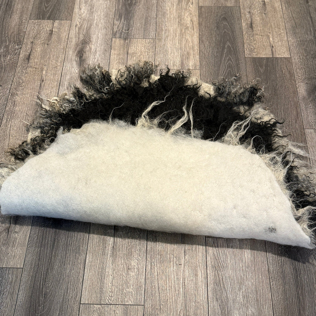 Black Circle Rug (Berdi & Briar) - Heritage Woolworks