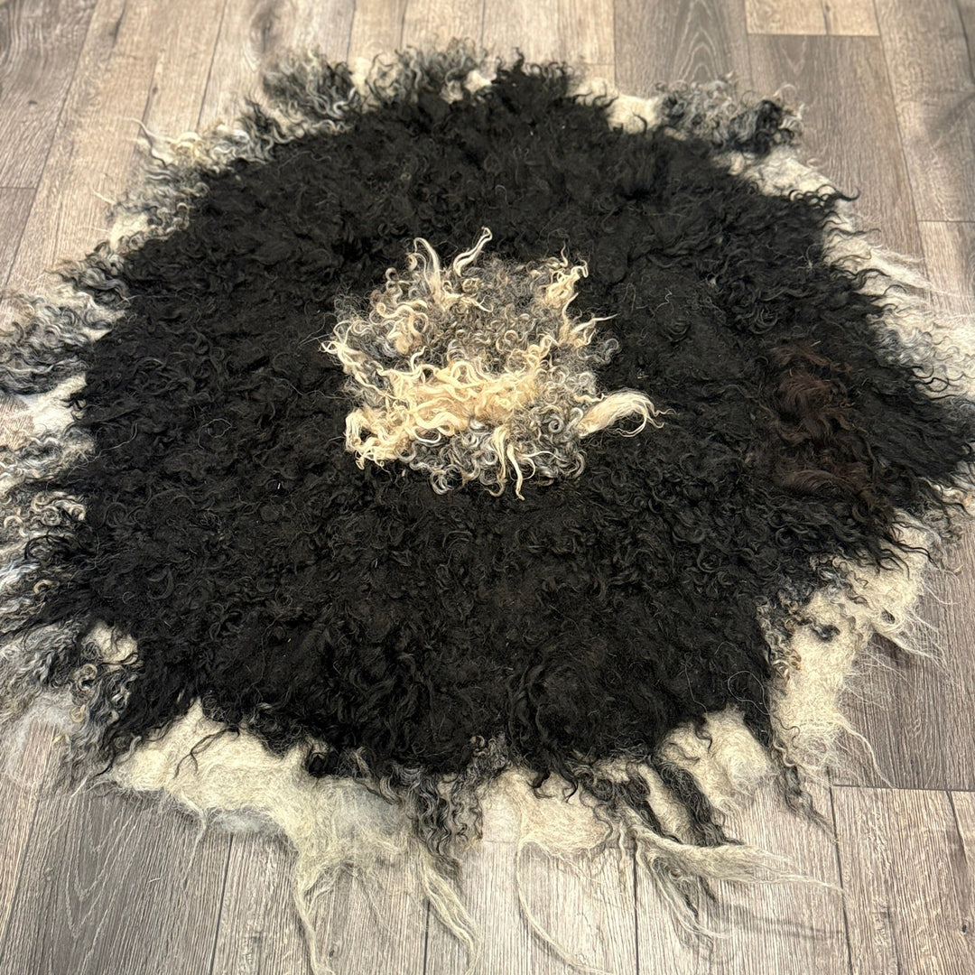 Black Circle Rug (Berdi & Briar) - Heritage Woolworks