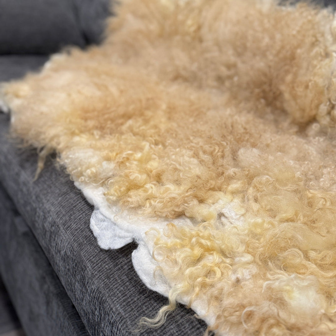 Large Valais Blacknose Throw (Lance) - Heritage Woolworks