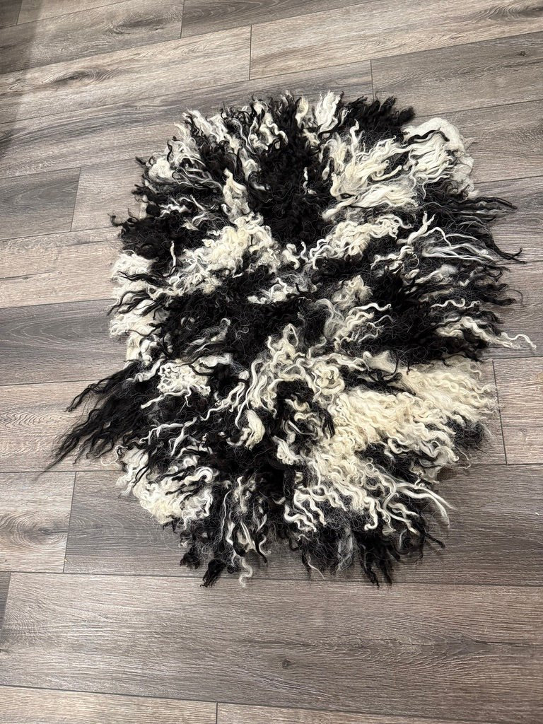 Spotted Felted Fleece Throw (Boston) - Heritage Woolworks